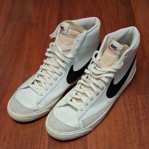 Nike Blazer Hi White and Black High-Top Sneakers Size 15